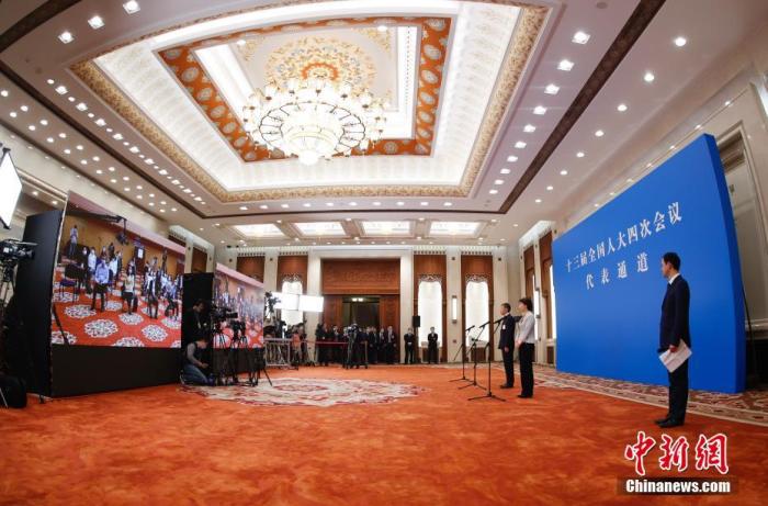 大黨與小船、英雄與“雄鷹”……“代表通道”講述有溫度的中國