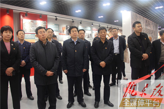 慶陽市人大常委會(huì)機(jī)關(guān)黨員干部赴環(huán)縣開展“追尋紅色足跡，踐行初心使命”主題黨日活動(dòng)