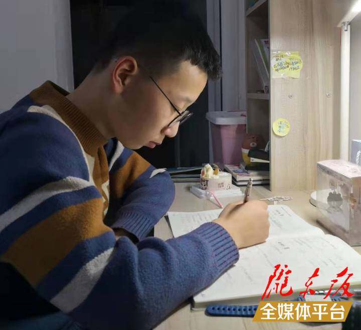 【新時(shí)代慶陽好少年·張宸鍇】童心向黨 追夢(mèng)少年