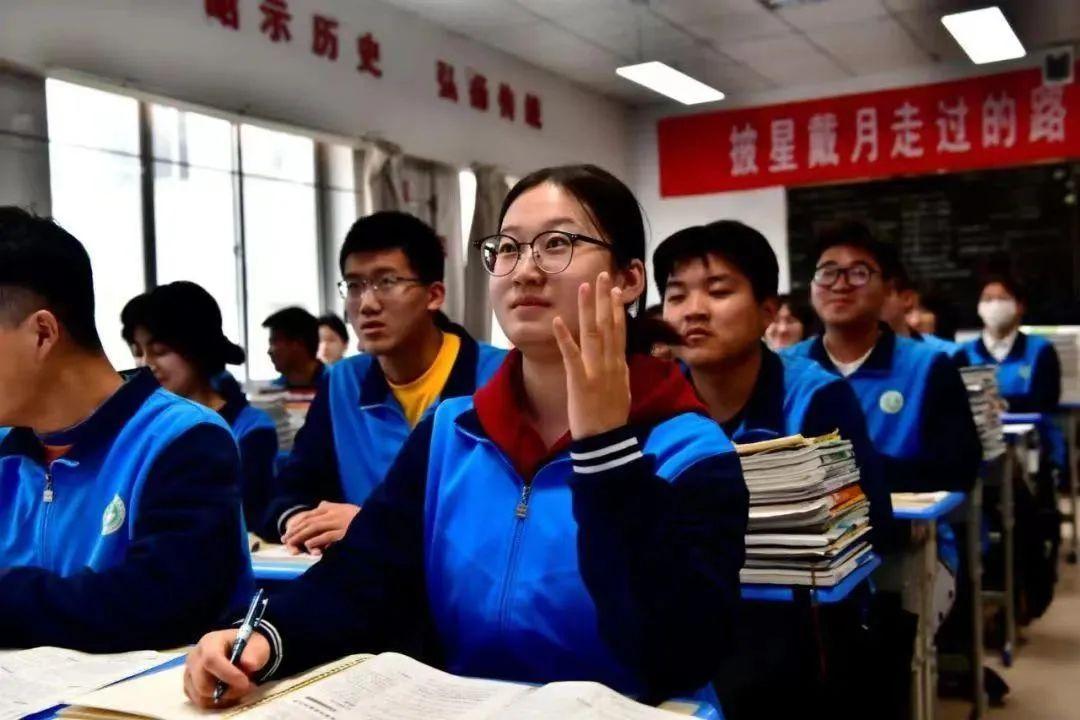 勵志！暖心！寧縣二中“高位截肢”女孩鞏瑜圓夢西北師大