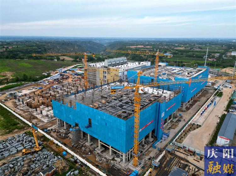 “甘肅樞紐慶陽集群源網荷儲一體化建設 推進算電 協同深度融合”案例入選全國一體化算力網應用優(yōu)秀案例