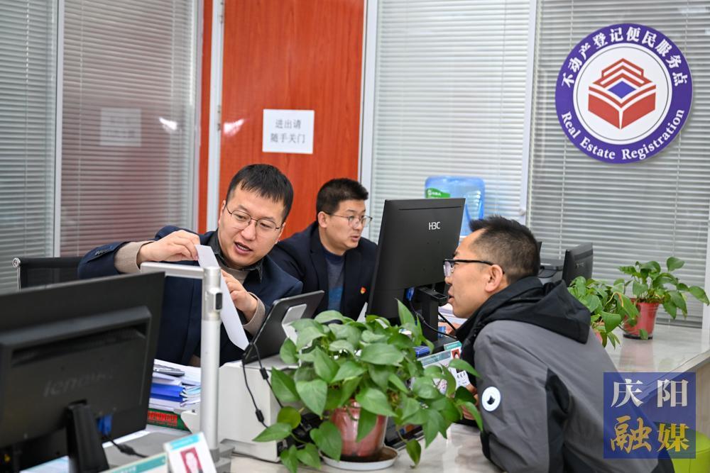 【攝影報道】新春開工第一天，慶陽市各行各業(yè)元氣滿滿啟新程