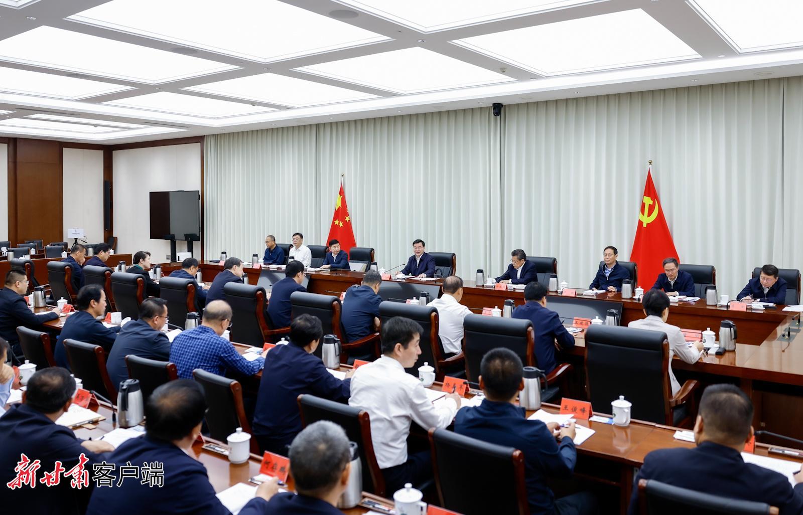 胡昌升在省委黨的建設(shè)工作領(lǐng)導(dǎo)小組會議上強(qiáng)調(diào)：提高政治站位加強(qiáng)督促指導(dǎo) 推動學(xué)習(xí)教育走深走實(shí)見行見效 任振鶴主持 石謀軍出席