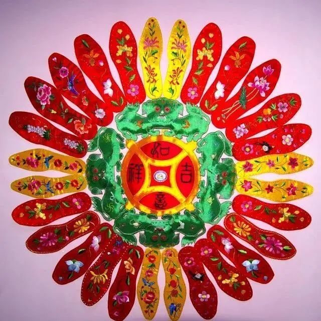 【香約慶陽(yáng) 包容天下】慶陽(yáng)五絕丨針線交織的生活圖景——刺繡
